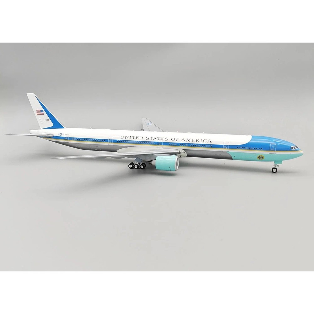 INFLIGHT / AIR FORCE ONE / B777-300ER / B-USAF-773-01P / NEW